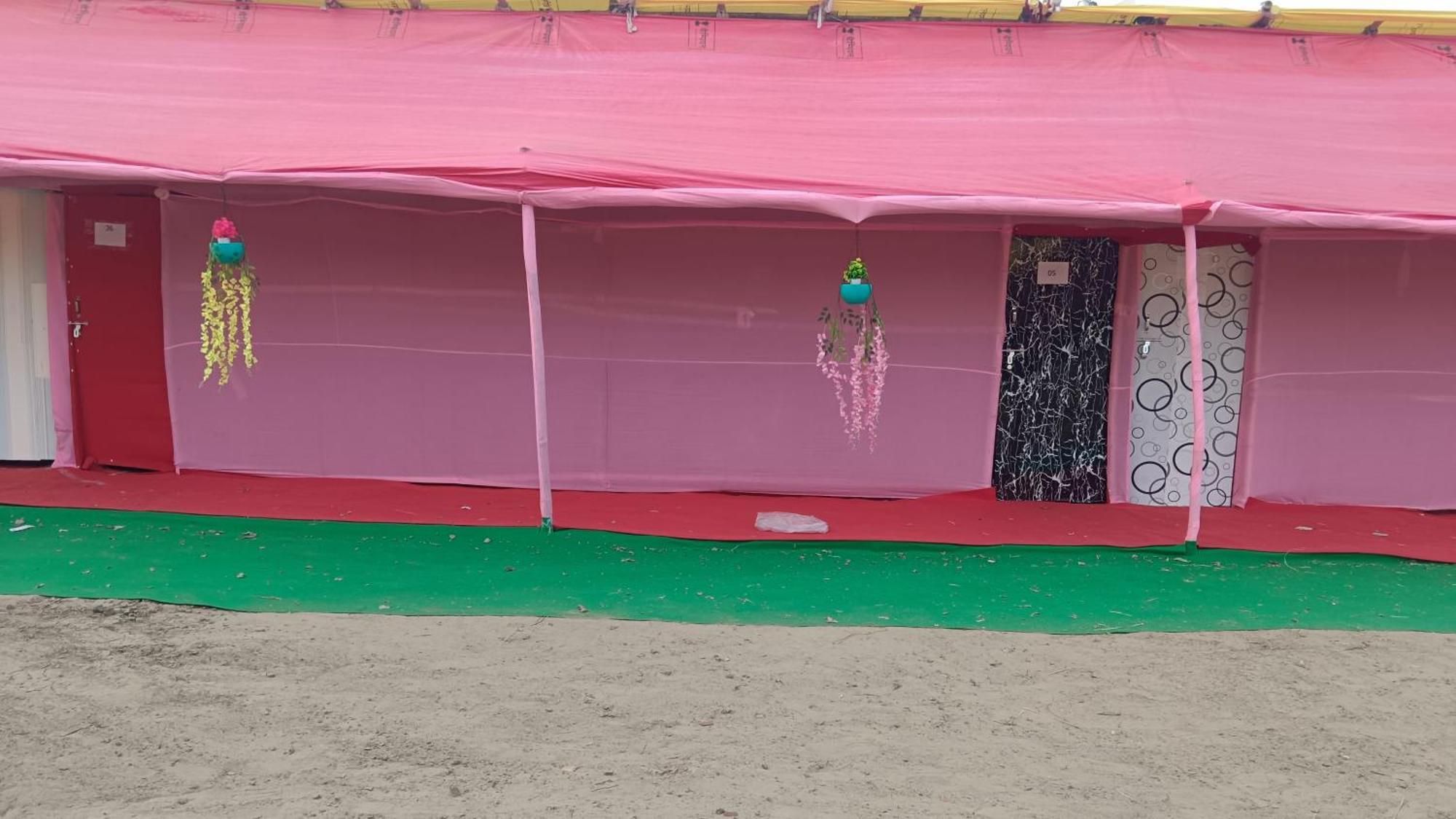 Mahakumbh Luxury Cottage Аллахабад Экстерьер фото
